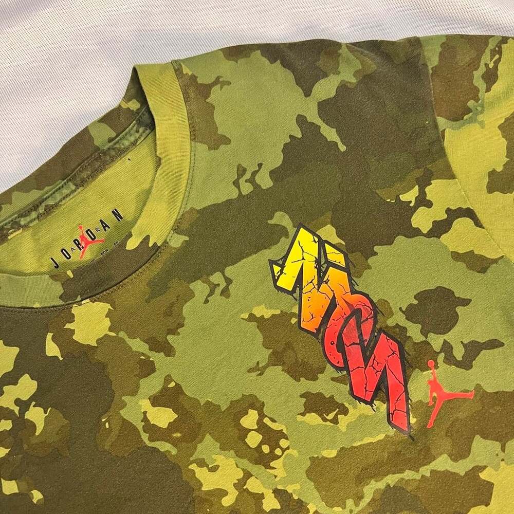 Jordan Zion Williamson Bayou Boys Camo Graphic Tee Medium